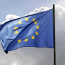 drapeau européen, bleu avec 12 étoiles jaunes en rond